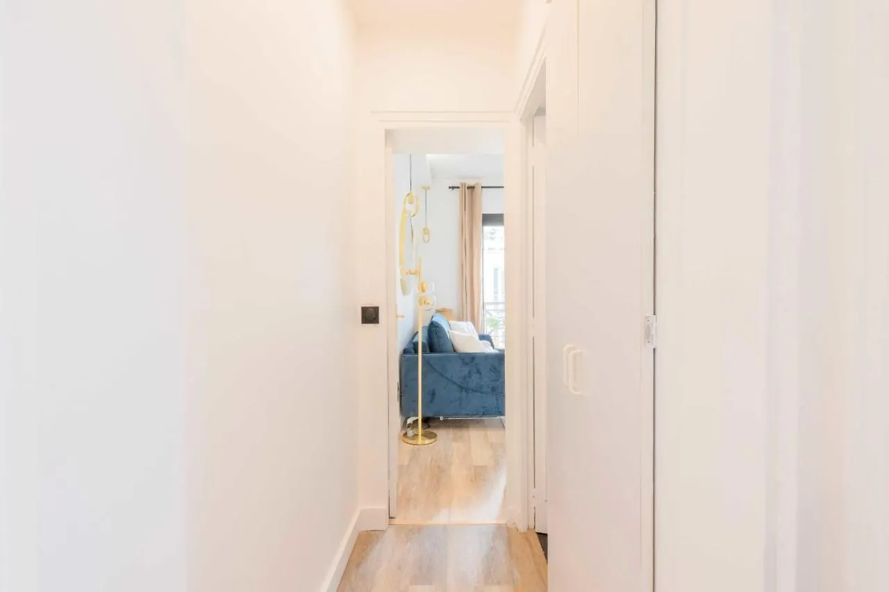 Studio Chic In The Heart Of Paris - Republique Apartment